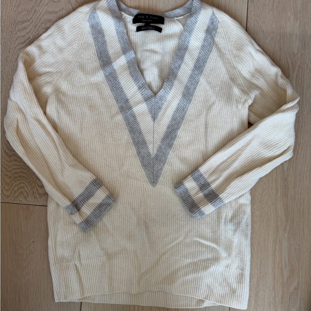 Rag & Bone Cashmere Cream and Gray V-Neck Sweater, 0